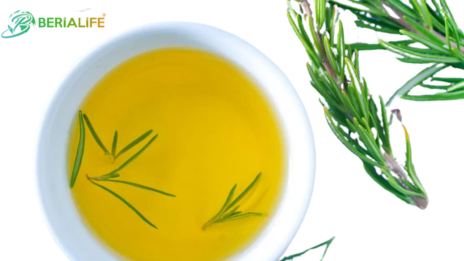 BENEFITS OF ROSEMARY IN HAIR CARE.